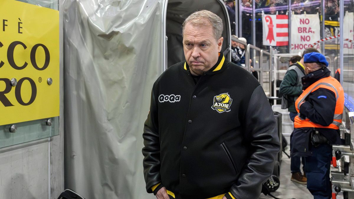 Velká rarita. Švýcarský klub vyhodil trenéra v průběhu série